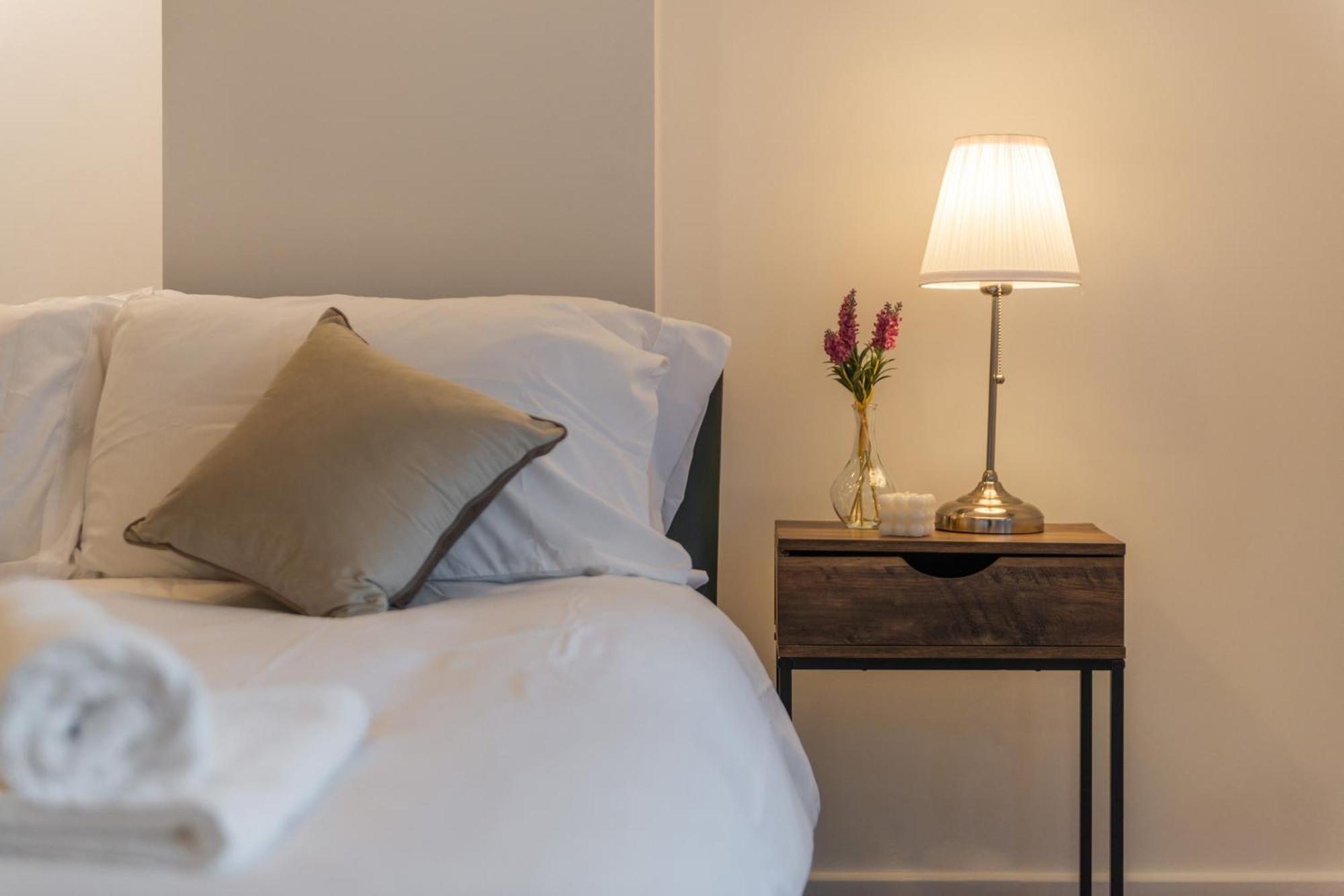 A Golden Haven Retreat In London Daire Dış mekan fotoğraf